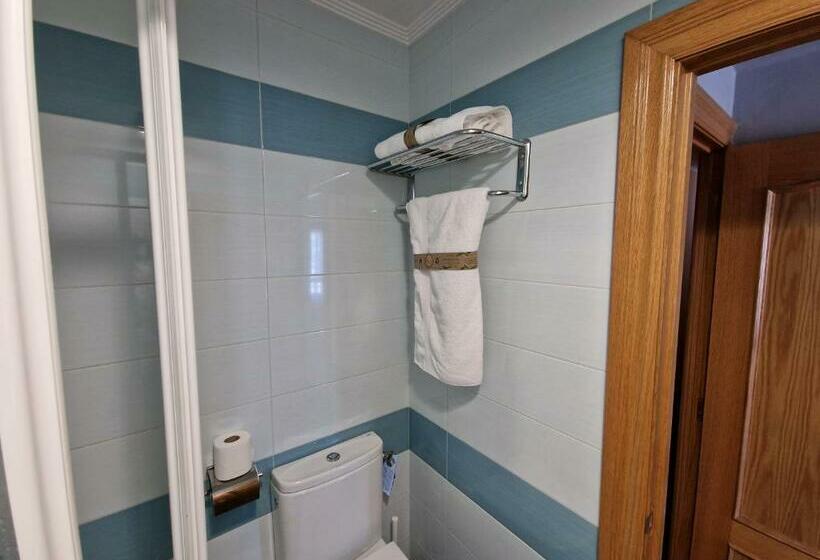 스탠다드 룸, Hostal Fidalgo