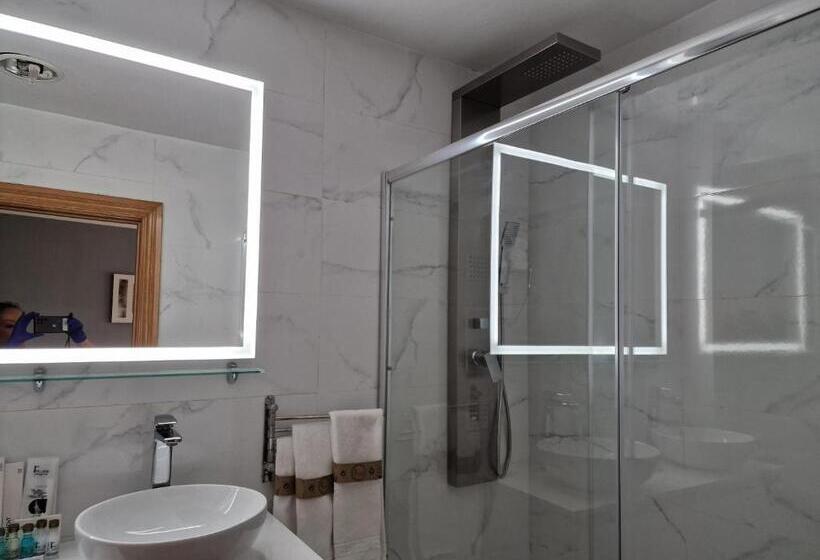 4인용 스탠다드 룸, Hostal Fidalgo