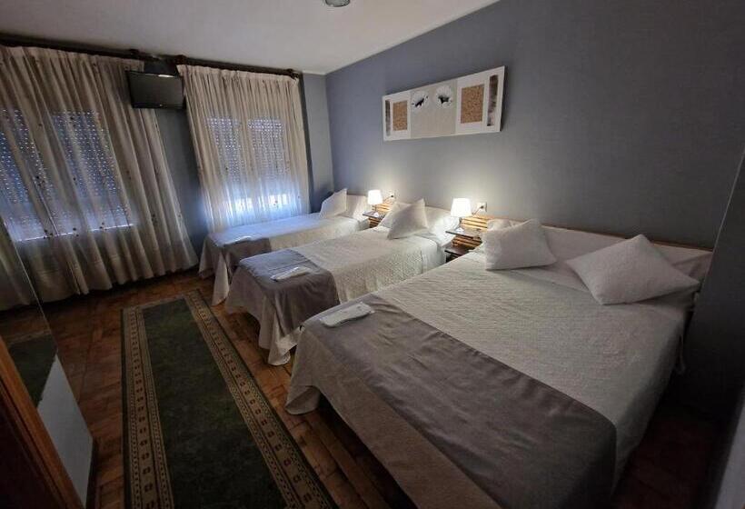 4인용 스탠다드 룸, Hostal Fidalgo