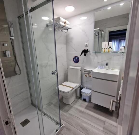 스탠다드 룸, Hostal Fidalgo