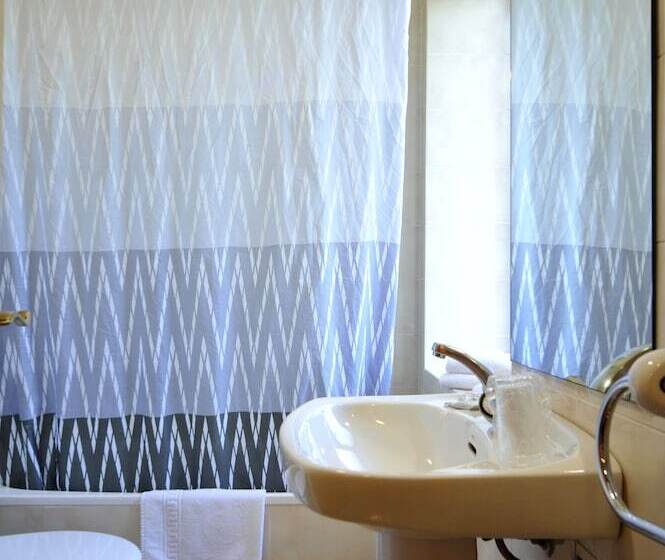 Номер Стандарт, Hostal Vall D Aneu By Arcas & Sambola