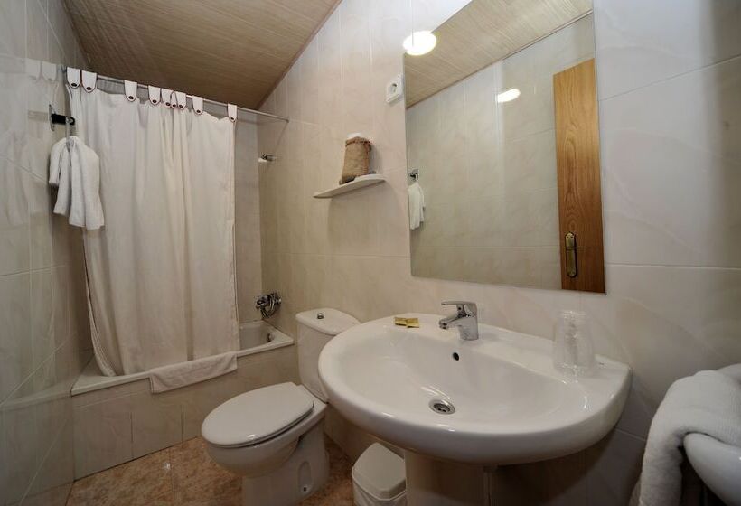 Номер Стандарт, Hostal Vall D Aneu By Arcas & Sambola