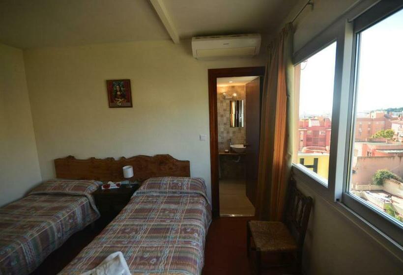 Номер Стандарт, Hostal La Palmera