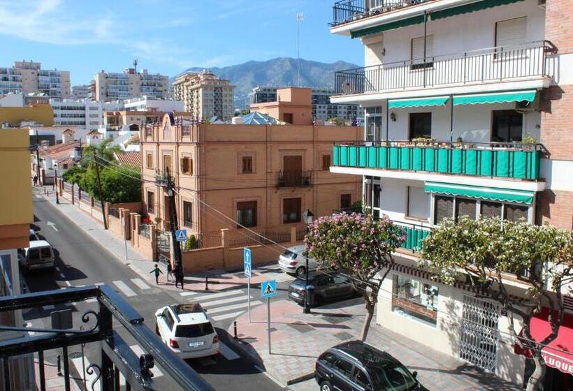 Habitación Estándar con Balcón, Hostal Nevada