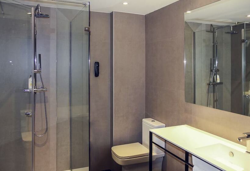 اتاق استاندارد, Mercure Madrid Centro
