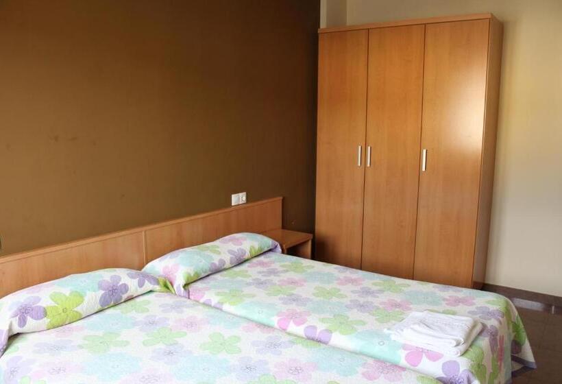 Апартаменты 1 Спальня, Pensión Albergue O Pedregal