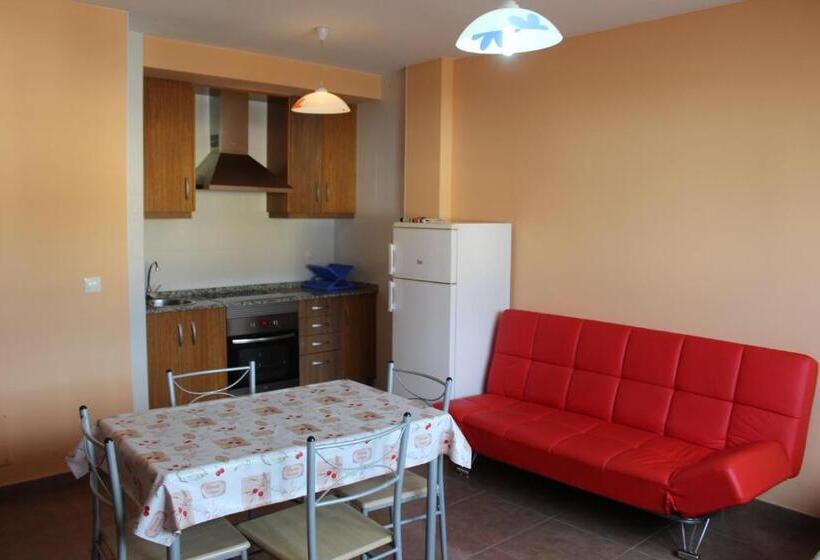 Апартаменты 1 Спальня, Pensión Albergue O Pedregal