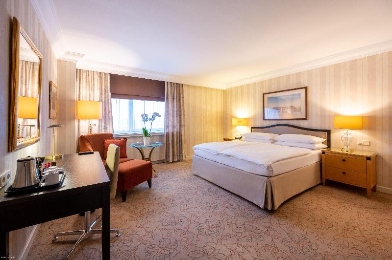 Premium Room, Intercontinental Wien, An Ihg