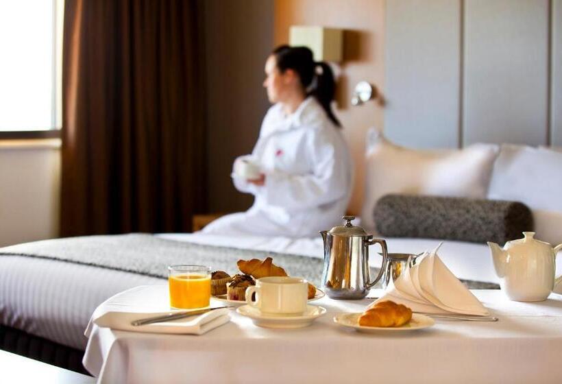 Номер Superior Кровать Кинг, Stamford Plaza Adelaide