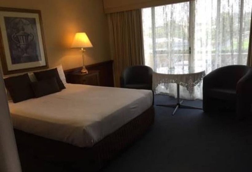 Номер Стандарт, Clifton Motel & Grittleton Lodge