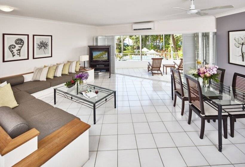 Апартаменты 3 Спальни Вид на Бассейн, Alamanda Palm Cove By Lancemore