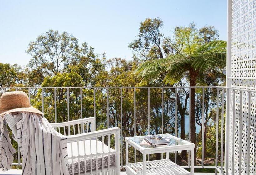 Номер Стандарт Вид на Море, Bannisters Port Stephens