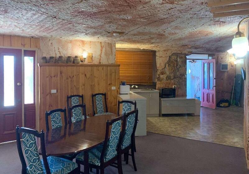 Семейный Номер, Comfort Inn Coober Pedy Experience