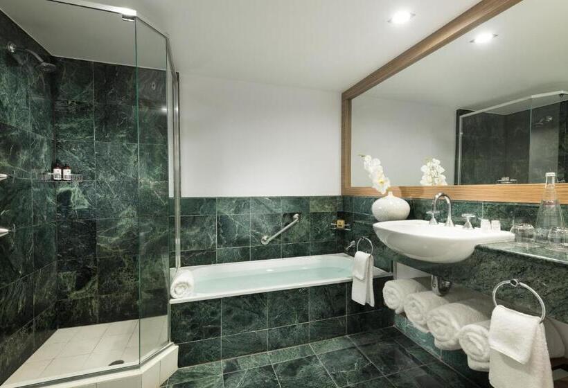 Номер Superior Кровать Кинг, Sofitel Gold Coast Broadbeach