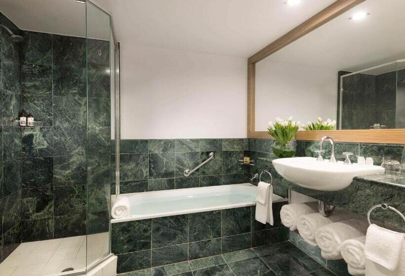 Номер Superior с Видом, Sofitel Gold Coast Broadbeach