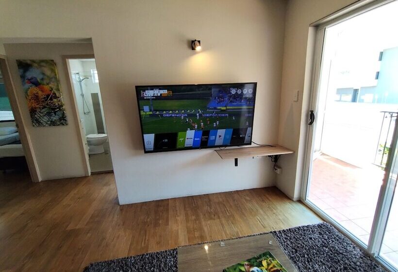 침실 2개 아파트, Reef Gateway Apartments