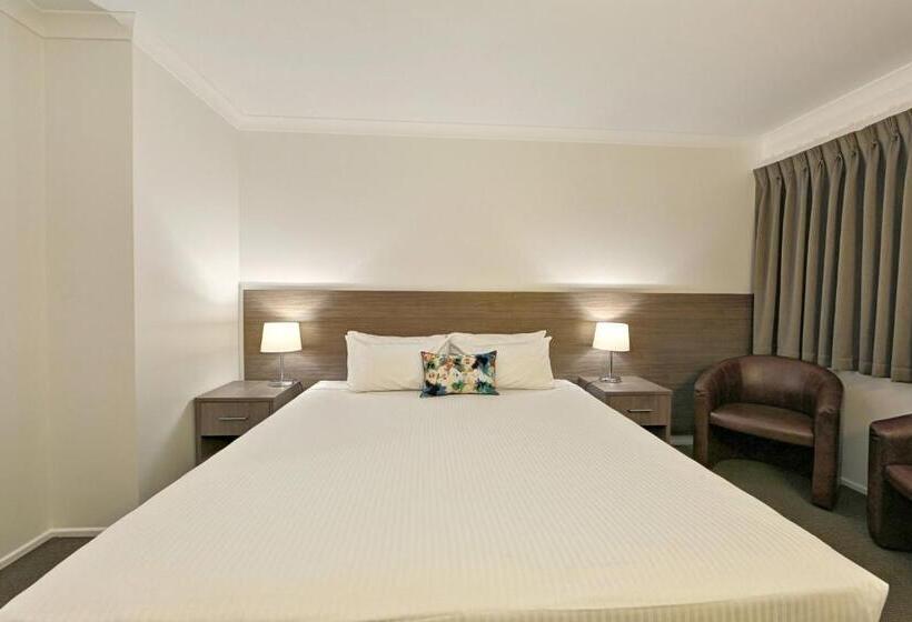 이그제큐티브 룸 킹사이즈 침대, Smart Motels Bert Hinkler