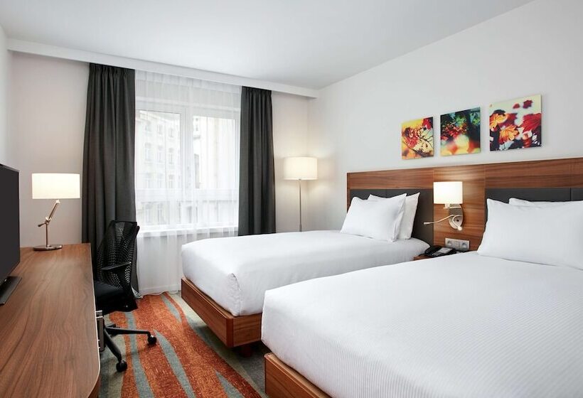 اتاق استاندارد, Hilton Garden Inn Brussels City Centre