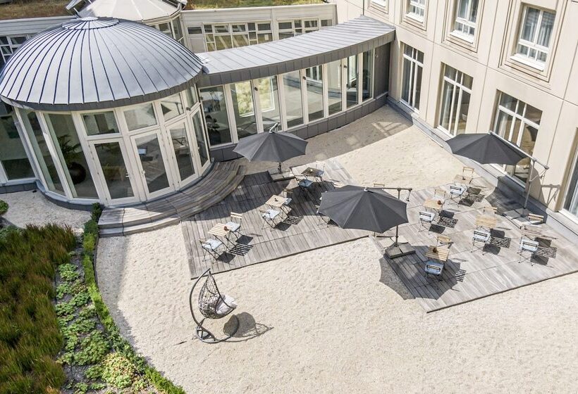 اتاق استاندارد با چشم‌انداز باغ, Hilton Garden Inn Brussels City Centre