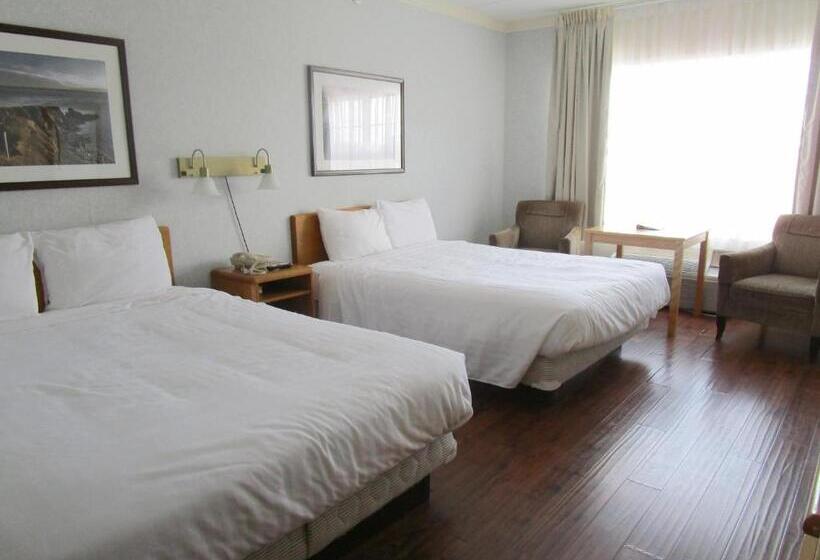 ２ダブルベッドのスタンダードルーム, Claymore Inn And Suites