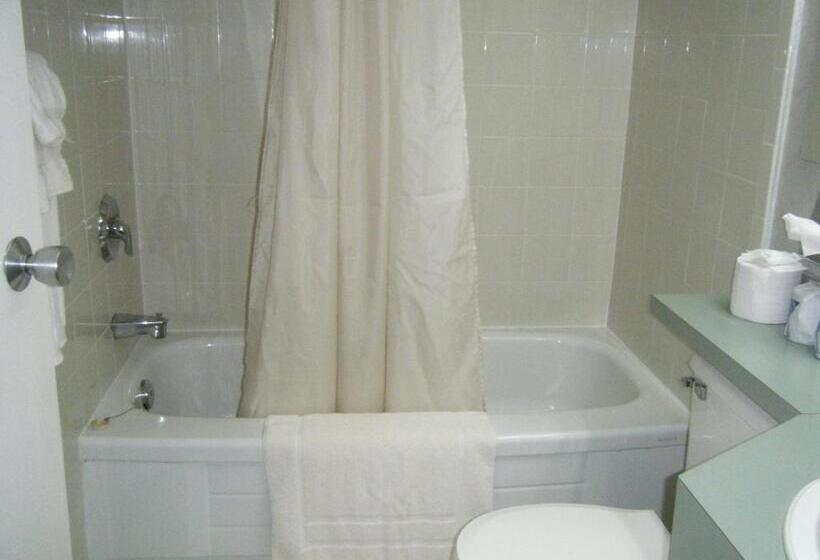 غرفة تنفيذية, Claymore Inn And Suites