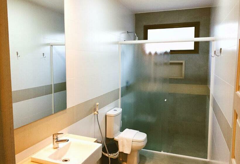 디럭스 4인 룸, Grand Carima Resort & Convention Center