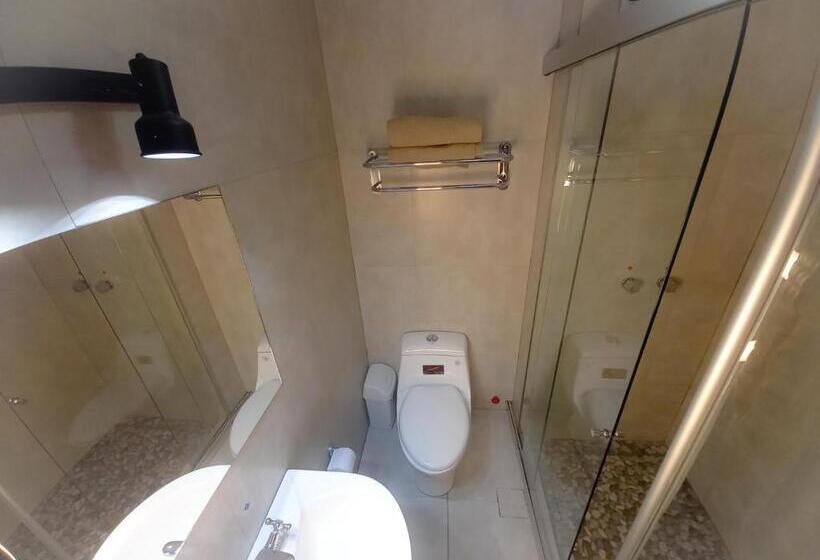 اتاق لوکس, Sagarnaga