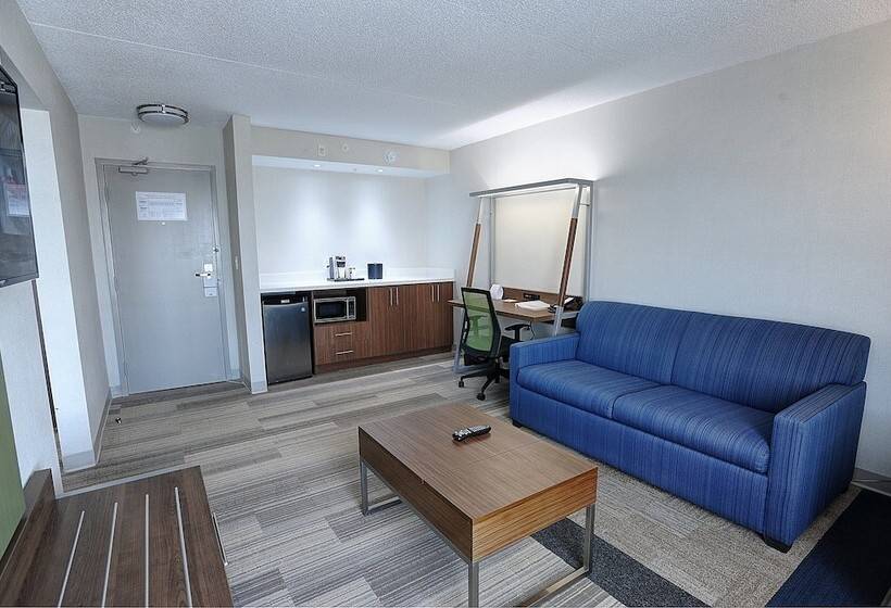 Suíte, Holiday Inn Express & Suites Toronto Airport West, An Ihg
