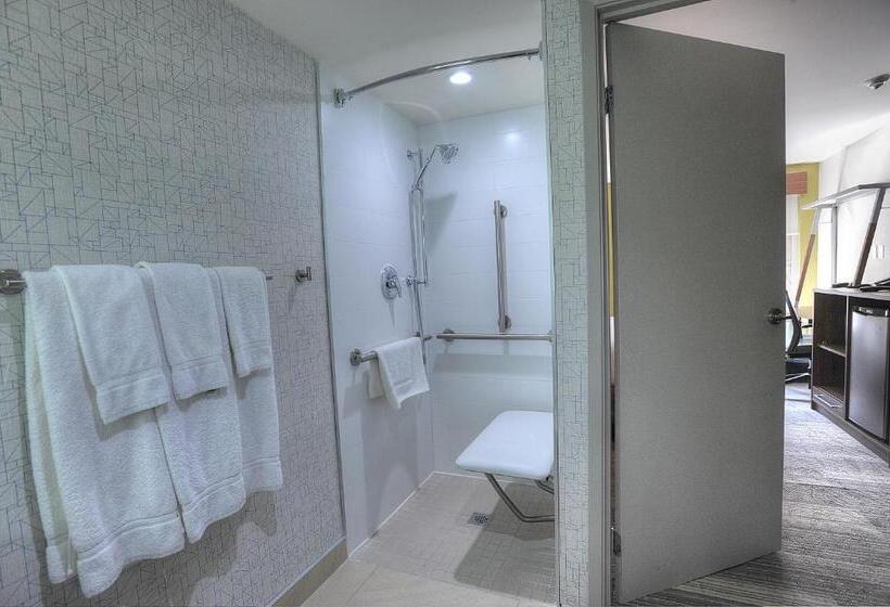 Suíte para Deficientes Físicos, Holiday Inn Express & Suites Toronto Airport West, An Ihg