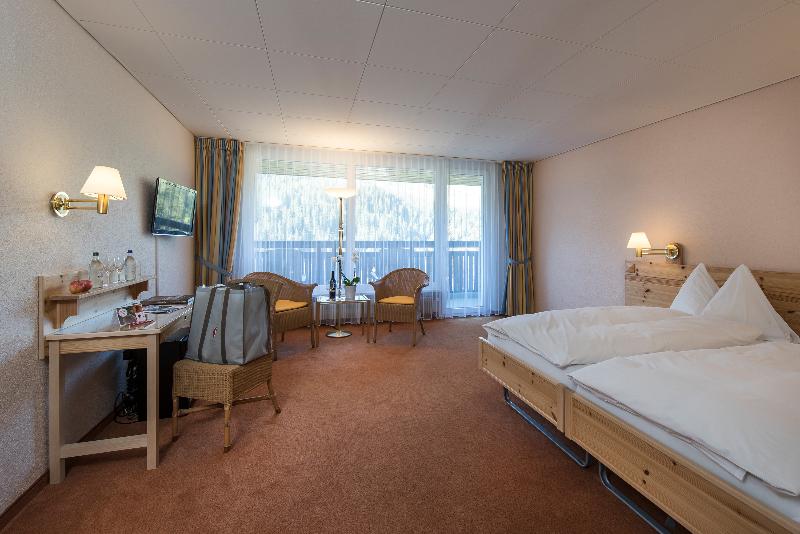 اتاق استاندارد با بالکن, Sunstar Hotel Arosa