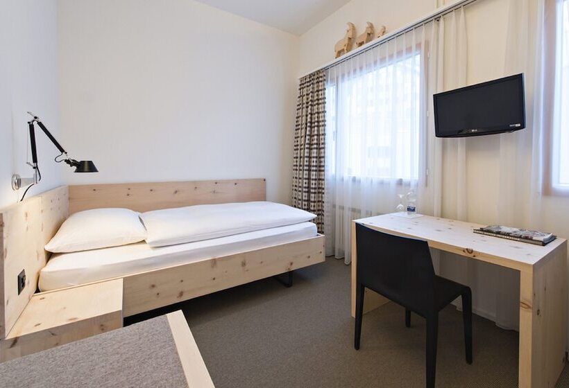 اتاق عادی, Hauser Hotel St. Moritz