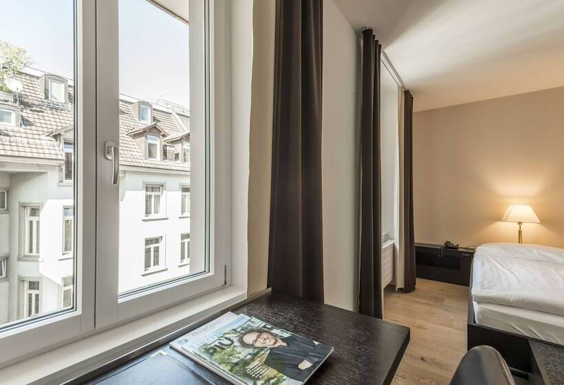 اتاق استاندارد چهار تخته, Alpina Luzern