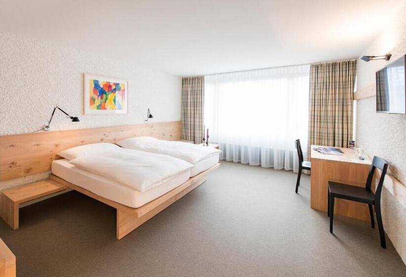 اتاق راحتی, Hauser Hotel St. Moritz