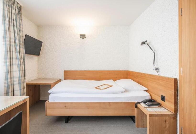 اتاق راحتی یک تخته, Hauser Hotel St. Moritz