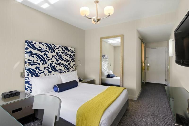 Номер Премиум, Mövenpick Hotel Lausanne