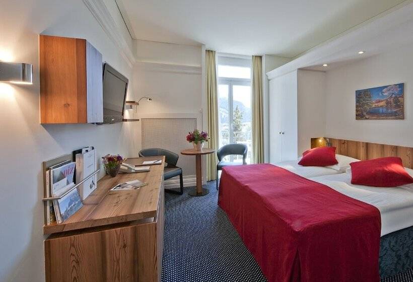 اتاق استاندارد با چشم‌انداز دریاچه, Schweizerhof St. Moritz