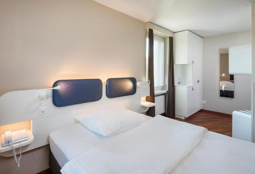 اتاق استاندارد یک نفره, Welcome Inn