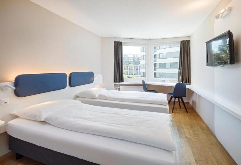 اتاق استاندارد, Welcome Inn