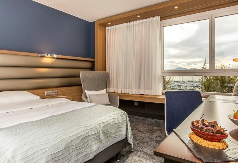 Номер Superior, Mövenpick Hotel Lausanne