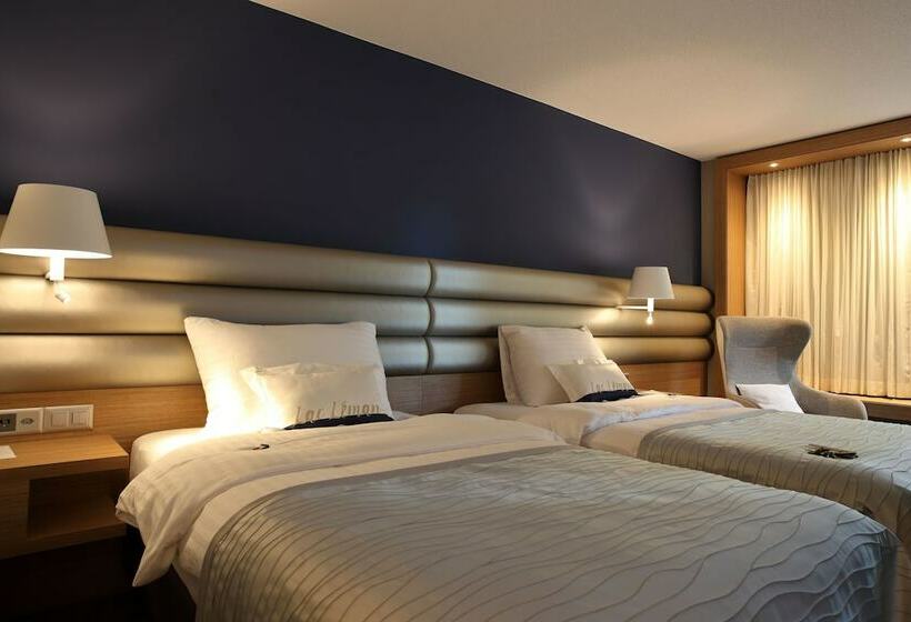 Номер Superior, Mövenpick Hotel Lausanne