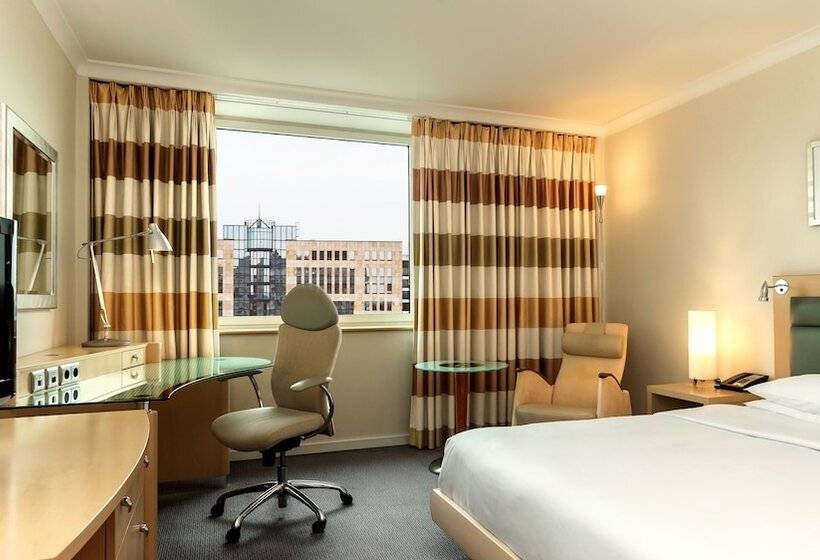 Номер Стандарт, Hilton Dusseldorf