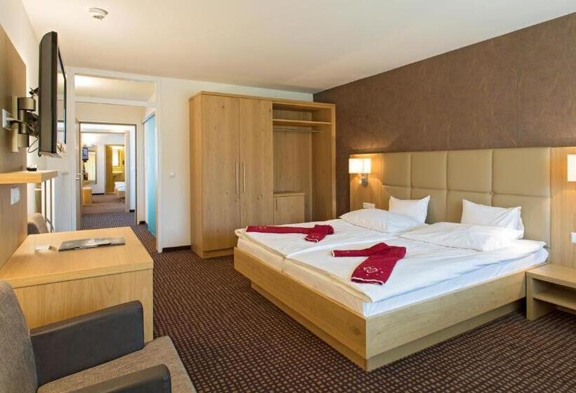Семейный Полулюкс, Brugger  S Hotelpark Am Titisee