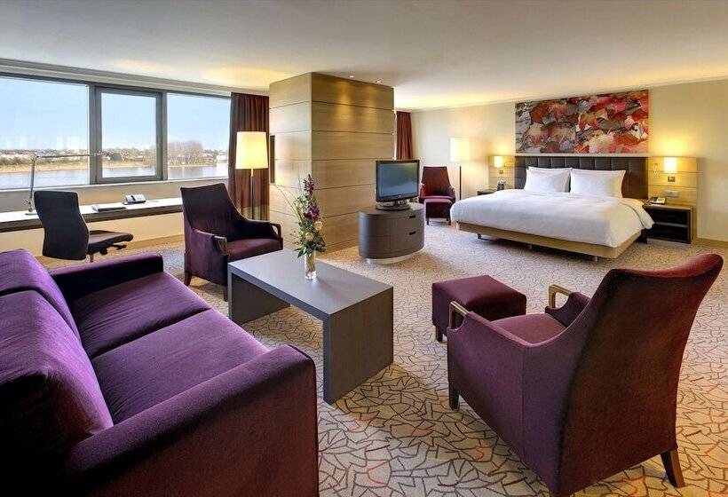 سوییت جونیور, Hilton Mainz
