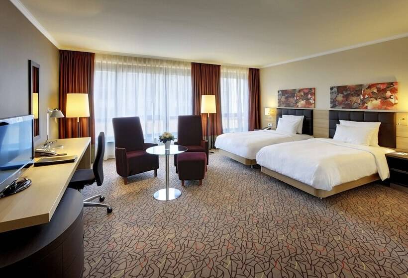 استودیوی استاندارد, Hilton Mainz