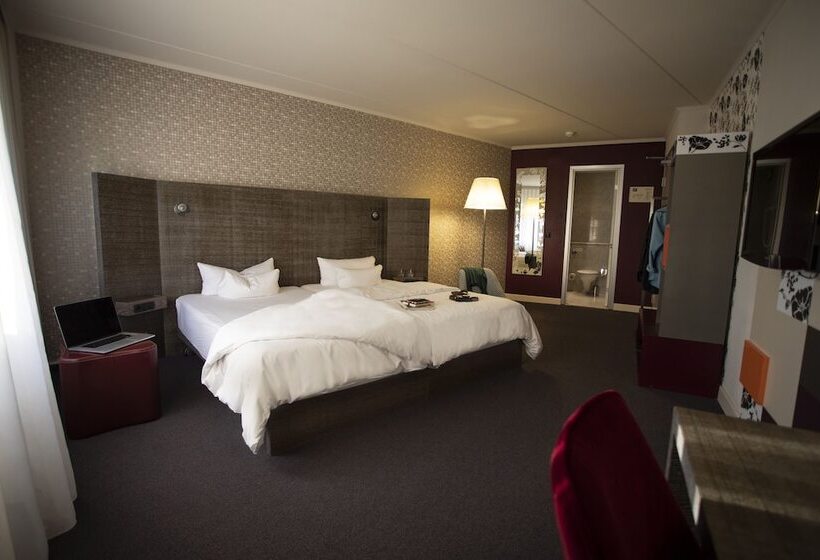 سوییت جونیور, Pentahotel Wiesbaden