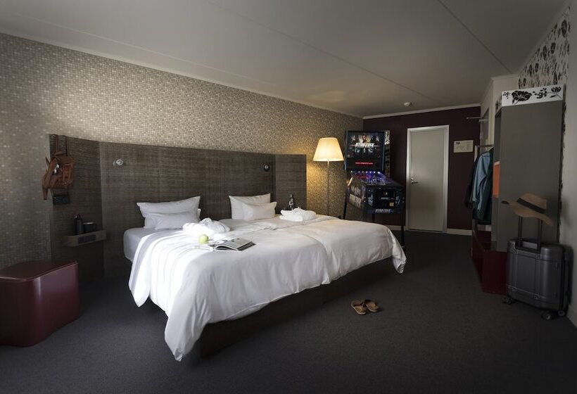 سوییت جونیور, Pentahotel Wiesbaden