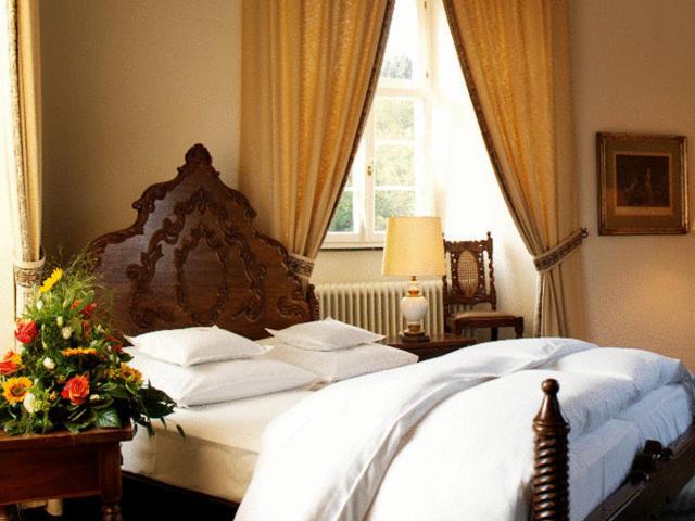 Номер Стандарт, Und Restaurant Burg Schnellenberg