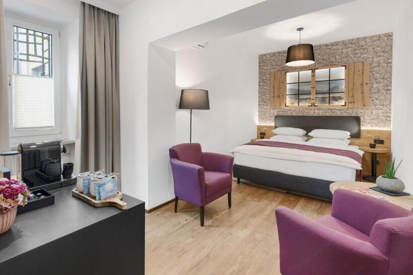 اتاق لوکس, Alpen Hotel München