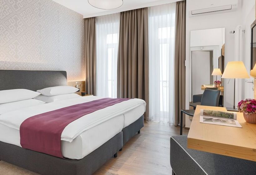 اتاق راحتی, Alpen Hotel München