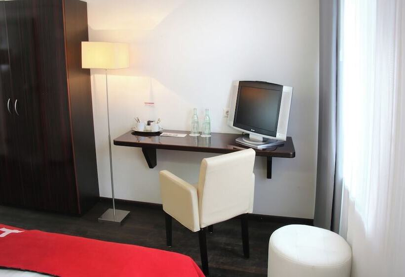 اتاق استاندارد, Helvetia Hotel Munich City Center